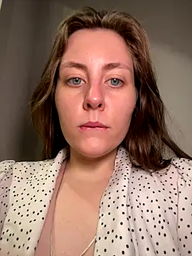 Topvi  online show from November 2025 10:35:01 PM