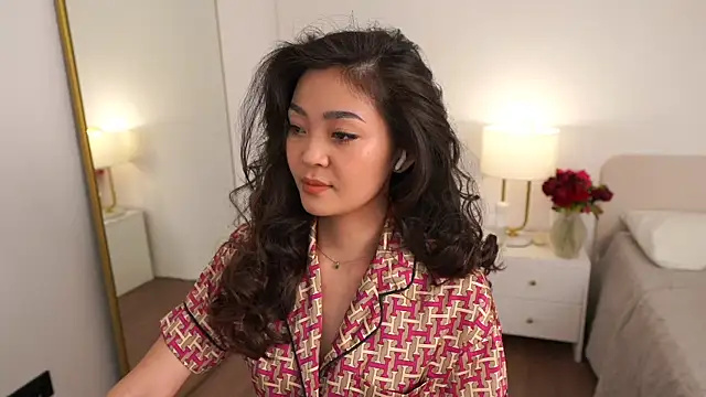 Peopleneedlove144 online show from March 2026 04:18:02 PM