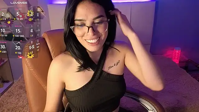 AlessiaVal  online show from September 2025 02:12:01 PM