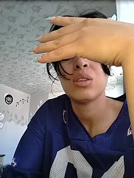 AlessiaVal  online show from May 2026 03:32:02 PM