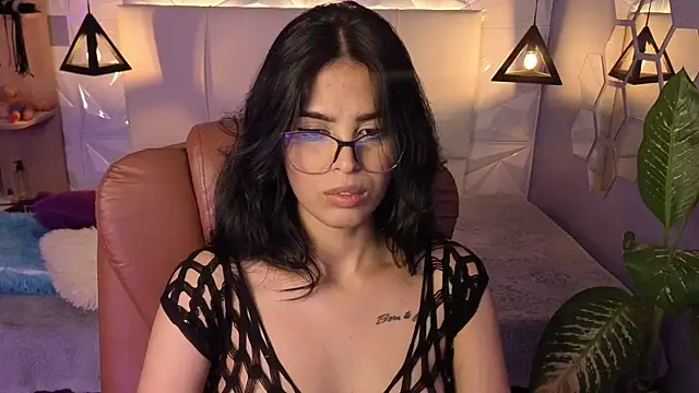 AlessiaVal  online show from January 2026 02:21:01 PM