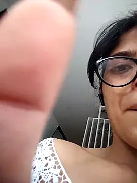 AlessiaVal  online show from March 2026 04:35:01 PM