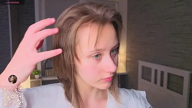 Snapshot of EthalBuffkin chatting on January 2026 07:07:02 PM EthalBuffkin online show from January 2026 07:07:02 PM