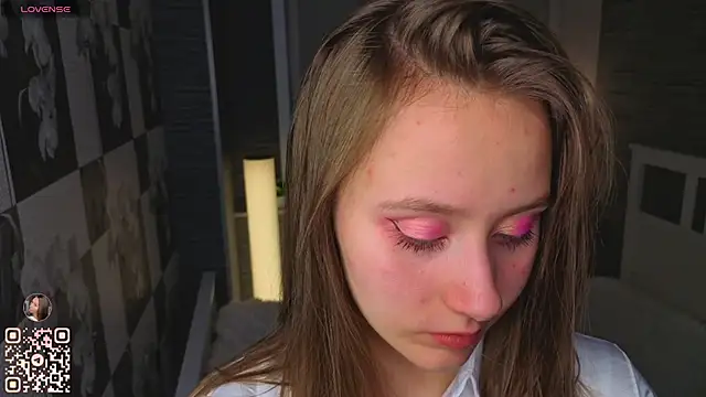 EthalBuffkin online show from November 2025 07:29:02 PM