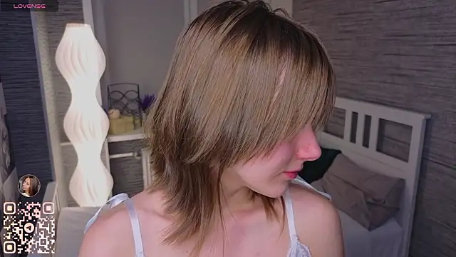 Snapshot of EthalBuffkin chatting on February 2026 07:10:02 PM EthalBuffkin online show from February 2026 07:10:02 PM