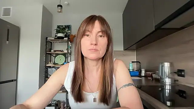 Snapshot of jainesummer chatting on May 2026 12:28:01 PM jainesummer online show from May 2026 12:28:01 PM