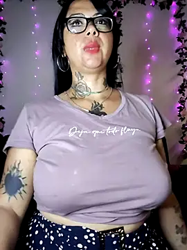 Saloome- online show from December 2025 09:40:01 PM