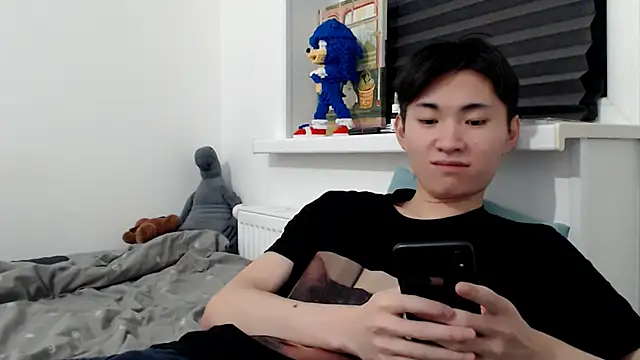 Miram Yu online show from November 2025 03:21:02 AM