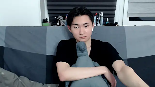 Snapshot of Miram_Yu chatting on January 2025 03:06:02 AM Miram Yu online show from January 2025 03:06:02 AM