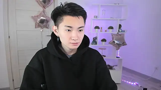 Snapshot of Miram_Yu chatting on December 2024 08:58:02 AM Miram Yu online show from December 2024 08:58:02 AM