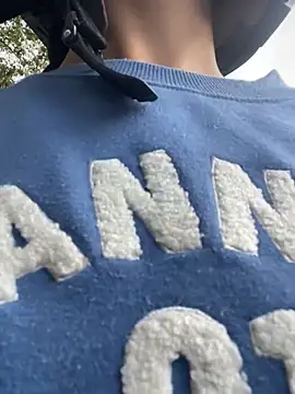 HannaRhodes online show from February 2026 01:16:02 PM