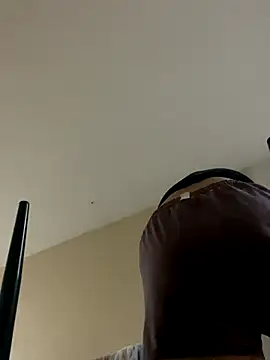 HannaRhodes online show from November 2025 04:01:01 AM