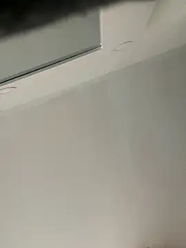 HannaRhodes online show from January 2026 12:33:01 PM