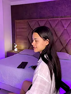 HannaRhodes online show from October 2025 03:11:02 PM