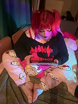 Snapshot of puffpixiee chatting on December 2024 06:27:01 PM puffpixiee online show from December 2024 06:27:01 PM