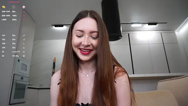 holyhee online show from October 2025 09:15:01 PM