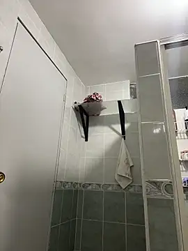 MadelineBenet online show from March 2026 05:02:02 AM