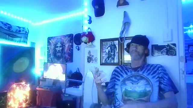 Snapshot of Undercover_Pornstar chatting on March 2026 10:08:02 PM Undercover Pornstar online show from March 2026 10:08:02 PM