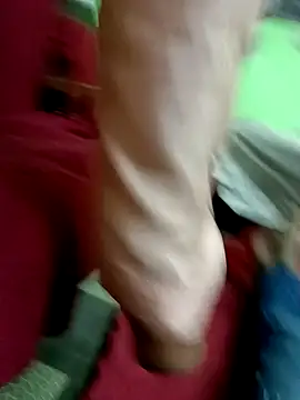 Snapshot of QUEEN-X-CPL chatting on February 2025 05:53:02 PM QUEEN-X-CPL online show from February 2025 05:53:02 PM