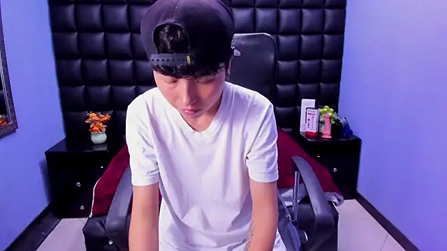 Im Mathias online show from October 2025 09:16:01 PM