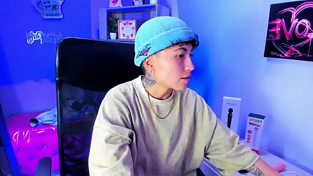 Im Mathias online show from December 2025 02:27:01 AM