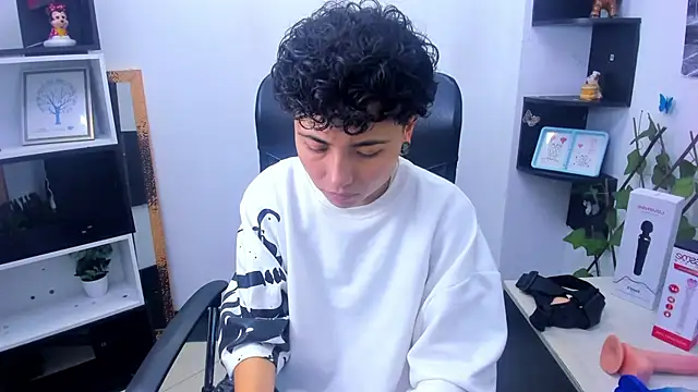 Im Mathias online show from November 2025 03:06:01 AM