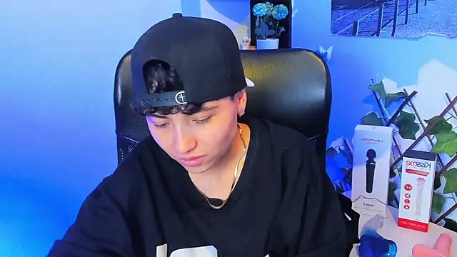 Im Mathias online show from December 2025 03:08:01 AM