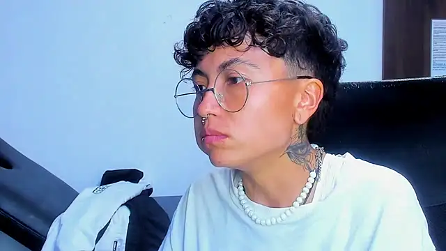 Im Mathias online show from February 2026 03:37:01 AM