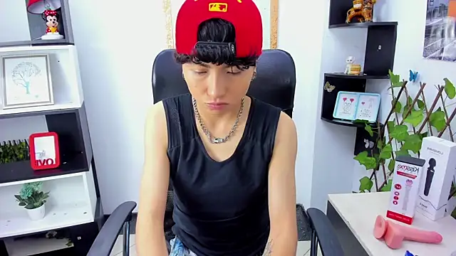 Im Mathias online show from October 2025 03:02:01 PM