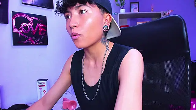 Im Mathias online show from October 2025 03:38:01 AM