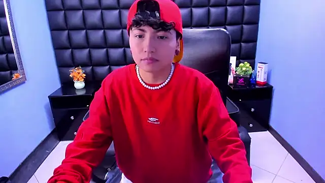 Im Mathias online show from September 2025 07:58:02 PM