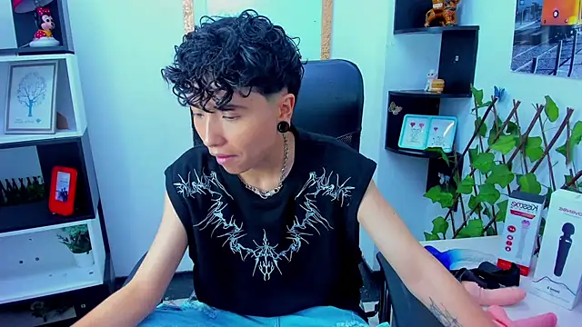 Im Mathias online show from October 2025 09:38:02 PM