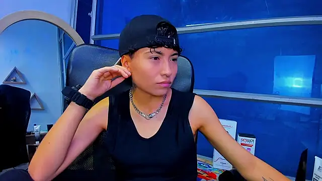 Im Mathias online show from November 2025 12:33:02 AM