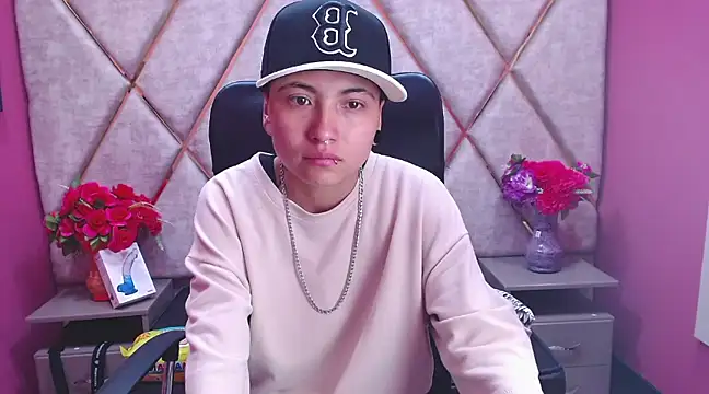 Im Mathias online show from February 2025 03:06:01 AM