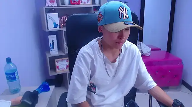 Im Mathias online show from February 2025 07:35:01 AM