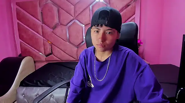 Im Mathias online show from January 2025 06:43:02 AM
