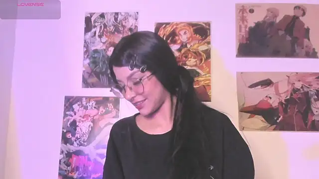 Luna-Chann online show from May 2026 10:24:01 PM
