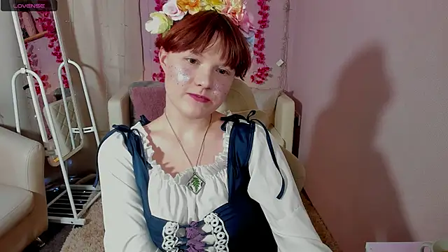 DreamyLuna online show from November 2025 08:31:01 PM