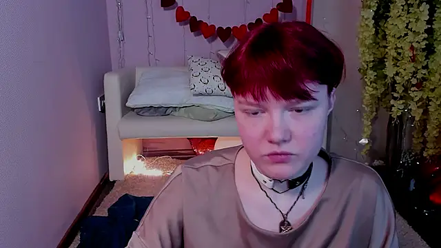DreamyLuna online show from March 2025 08:35:02 PM