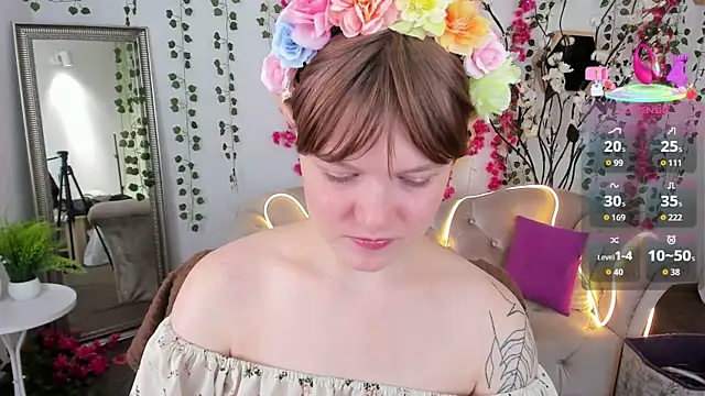 DreamyLuna online show from October 2025 08:21:02 PM
