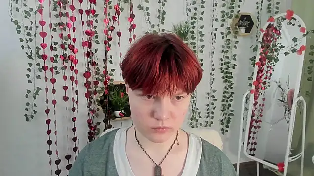 DreamyLuna online show from March 2025 08:35:02 PM