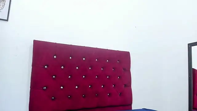 Snapshot of Melody_Megann chatting on May 2026 12:11:01 PM Melody Megann online show from May 2026 12:11:01 PM
