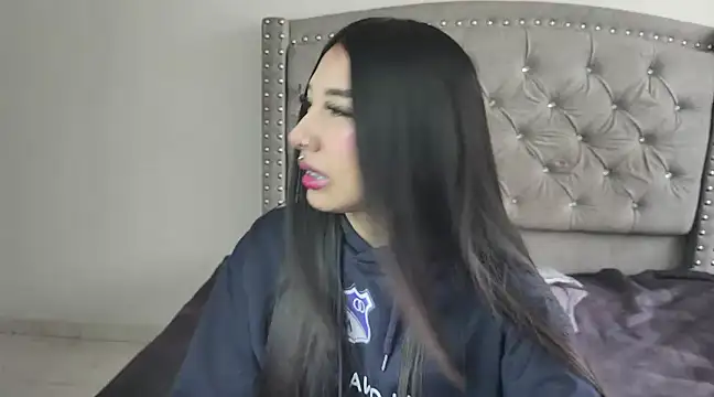 Nesuko kamado  online show from March 2025 01:29:01 PM