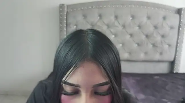 Nesuko kamado  online show from March 2025 05:54:01 PM