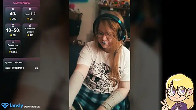 Snapshot of AshThaSissy chatting on December 2024 01:18:02 PM AshThaSissy online show from December 2024 01:18:02 PM