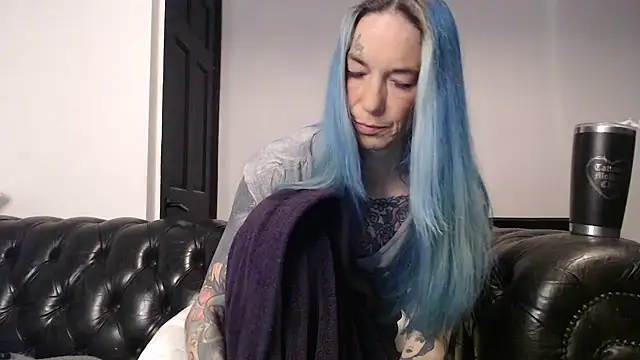 RavenryderUK online show from January 2025 10:19:01 PM