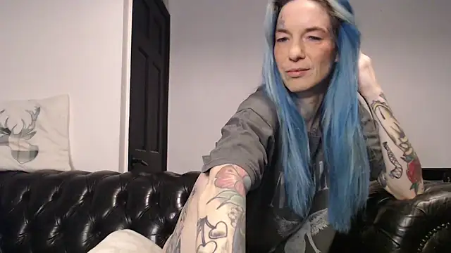 RavenryderUK online show from February 2025 10:28:02 PM