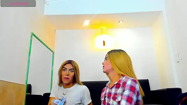 Isabella stanford2 online show from March 2025 05:00:02 AM