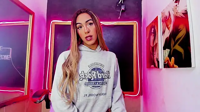 Isabella stanford2 online show from November 2025 01:00:02 PM