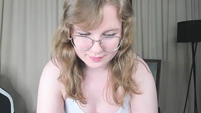 Tara Harris online show from February 2025 07:36:01 PM